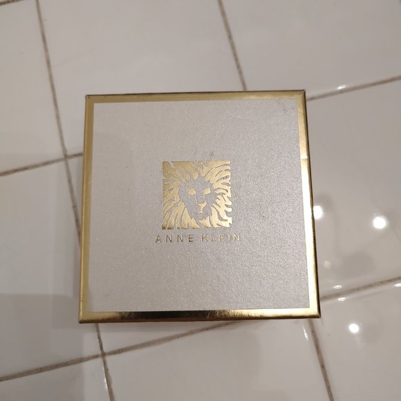 Anne Klein Angel Broach,   New in Box - Picture 7 of 8